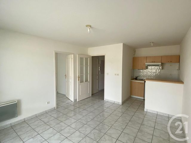 Afficher la photo en grand Appartement F2 à vendre - 2 pièces - 34.0 m2 - BESANCON - 25 - FRANCHE-COMTE - Century 21 Avenir Immobilier
