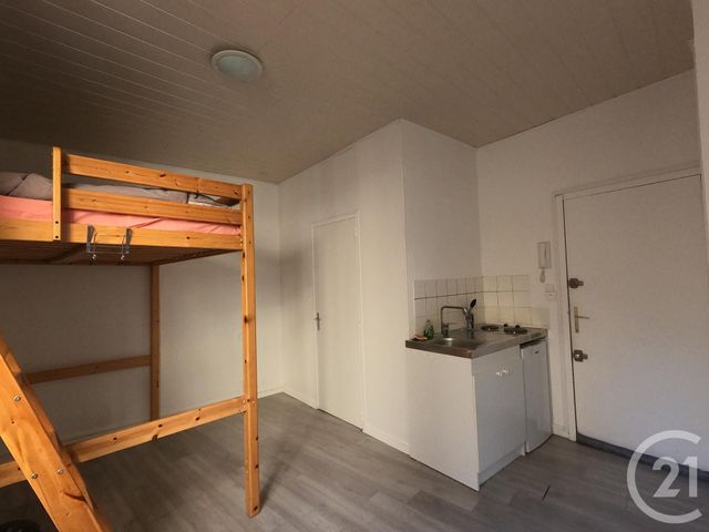 Afficher la photo en grand Appartement F1 à louer - 1 pièce - 16.0 m2 - BESANCON - 25 - FRANCHE-COMTE - Century 21 Avenir Immobilier