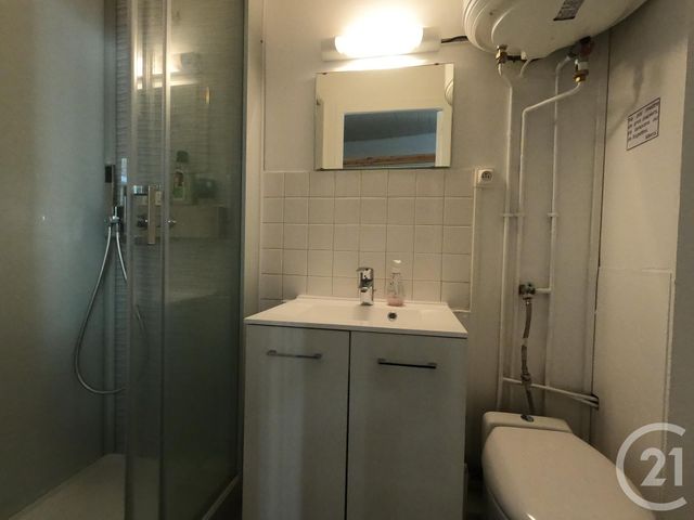 Afficher la photo en grand Appartement F1 à louer - 1 pièce - 16.0 m2 - BESANCON - 25 - FRANCHE-COMTE - Century 21 Avenir Immobilier