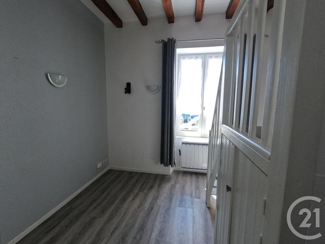 Studio à louer - 1 pièce - 13.0 m2 - BESANCON - 25 - FRANCHE-COMTE - Century 21 Avenir Immobilier Studio à louer - 1 pièce - 13.0 m2 - BESANCON - 25 - FRANCHE-COMTE - Century 21 Avenir Immobilier