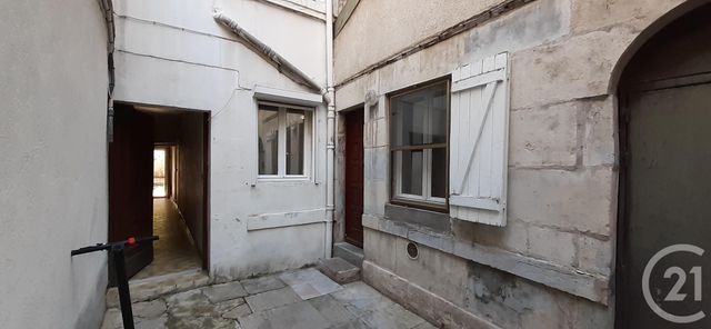 Appartement F1 à vendre - 1 pièce - 23.67 m2 - BESANCON - 25 - FRANCHE-COMTE - Century 21 Avenir Immobilier Appartement F1 à vendre - 1 pièce - 23.67 m2 - BESANCON - 25 - FRANCHE-COMTE - Century 21 Avenir Immobilier