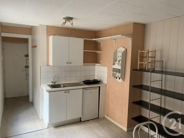Appartement à vendre - 2 pièces - 26.0 m2 - BESANCON - 25 - FRANCHE-COMTE - Century 21 Avenir Immobilier Appartement à vendre - 2 pièces - 26.0 m2 - BESANCON - 25 - FRANCHE-COMTE - Century 21 Avenir Immobilier