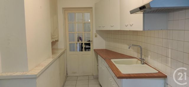 Appartement F1 à louer - 1 pièce - 31.0 m2 - BESANCON - 25 - FRANCHE-COMTE - Century 21 Avenir Immobilier Appartement F1 à louer - 1 pièce - 31.0 m2 - BESANCON - 25 - FRANCHE-COMTE - Century 21 Avenir Immobilier