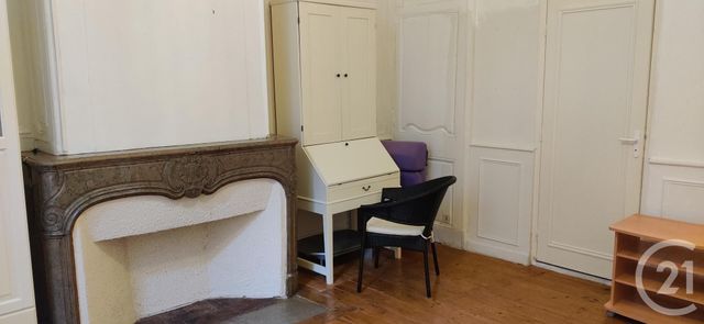 Appartement F1 à louer - 1 pièce - 31.0 m2 - BESANCON - 25 - FRANCHE-COMTE - Century 21 Avenir Immobilier Appartement F1 à louer - 1 pièce - 31.0 m2 - BESANCON - 25 - FRANCHE-COMTE - Century 21 Avenir Immobilier