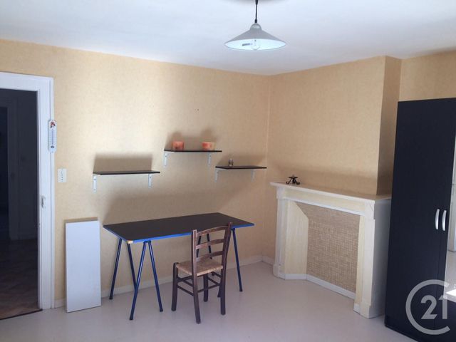 Appartement T4 à vendre - 3 pièces - 70.25 m2 - BESANCON - 25 - FRANCHE-COMTE - Century 21 Avenir Immobilier Appartement T4 à vendre - 3 pièces - 70.25 m2 - BESANCON - 25 - FRANCHE-COMTE - Century 21 Avenir Immobilier