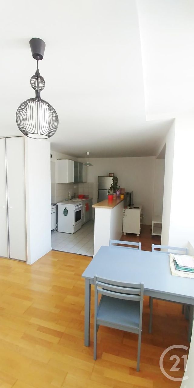 Appartement F2 à louer - 2 pièces - 47.35 m2 - BESANCON - 25 - FRANCHE-COMTE - Century 21 Avenir Immobilier Appartement F2 à louer - 2 pièces - 47.35 m2 - BESANCON - 25 - FRANCHE-COMTE - Century 21 Avenir Immobilier