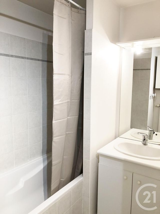 Appartement F2 à louer - 2 pièces - 47.35 m2 - BESANCON - 25 - FRANCHE-COMTE - Century 21 Avenir Immobilier Appartement F2 à louer - 2 pièces - 47.35 m2 - BESANCON - 25 - FRANCHE-COMTE - Century 21 Avenir Immobilier