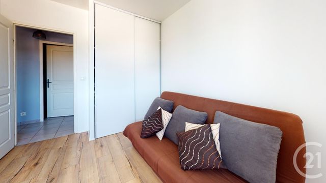 Afficher la photo en grand Appartement F4 à vendre - 4 pièces - 80.0 m2 - BESANCON - 25 - FRANCHE-COMTE - Century 21 Avenir Immobilier