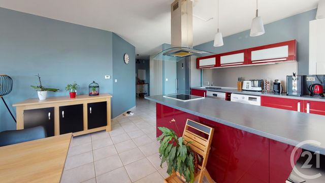 Afficher la photo en grand Appartement F4 à vendre - 4 pièces - 80.0 m2 - BESANCON - 25 - FRANCHE-COMTE - Century 21 Avenir Immobilier
