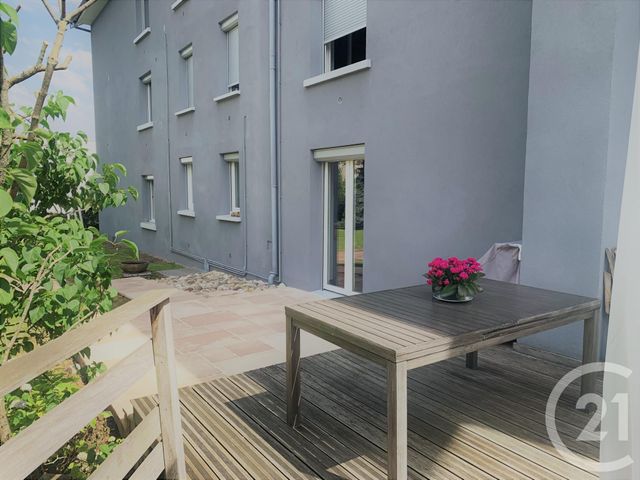 Appartement F4 à vendre - 4 pièces - 130.0 m2 - BESANCON - 25 - FRANCHE-COMTE - Century 21 Avenir Immobilier Appartement F4 à vendre - 4 pièces - 130.0 m2 - BESANCON - 25 - FRANCHE-COMTE - Century 21 Avenir Immobilier