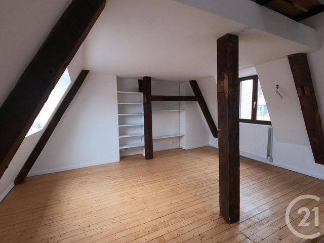 Afficher la photo en grand Appartement F5 à louer - 5 pièces - 95.84 m2 - BESANCON - 25 - FRANCHE-COMTE - Century 21 Avenir Immobilier