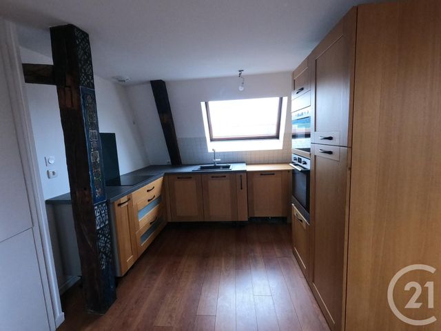 Afficher la photo en grand Appartement F5 à louer - 5 pièces - 95.84 m2 - BESANCON - 25 - FRANCHE-COMTE - Century 21 Avenir Immobilier
