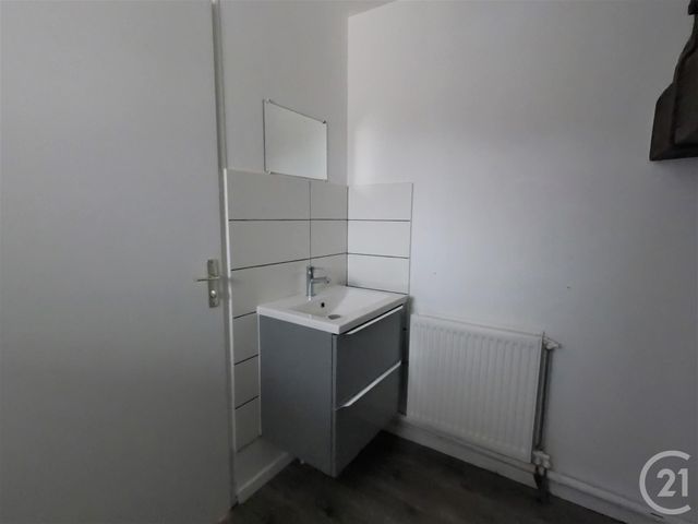 Afficher la photo en grand Appartement F5 à louer - 5 pièces - 95.84 m2 - BESANCON - 25 - FRANCHE-COMTE - Century 21 Avenir Immobilier