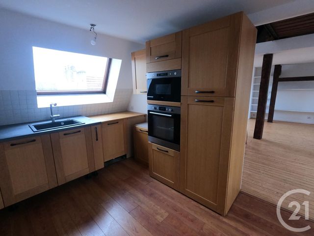 Afficher la photo en grand Appartement F5 à louer - 5 pièces - 95.84 m2 - BESANCON - 25 - FRANCHE-COMTE - Century 21 Avenir Immobilier