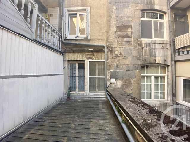 Afficher la photo en grand Studio à vendre - 1 pièce - 27.0 m2 - BESANCON - 25 - FRANCHE-COMTE - Century 21 Avenir Immobilier
