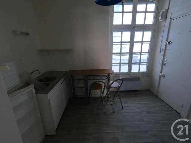 Afficher la photo en grand Appartement T1 à vendre - 1 pièce - 24.07 m2 - BESANCON - 25 - FRANCHE-COMTE - Century 21 Avenir Immobilier
