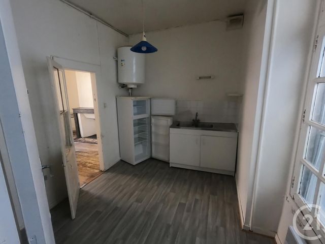 Afficher la photo en grand Appartement T1 à vendre - 1 pièce - 24.07 m2 - BESANCON - 25 - FRANCHE-COMTE - Century 21 Avenir Immobilier