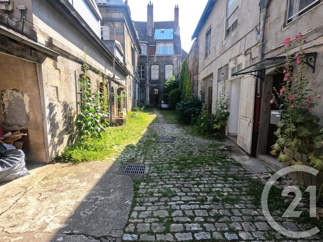 Afficher la photo en grand Studio à vendre - 1 pièce - 14.8 m2 - BESANCON - 25 - FRANCHE-COMTE - Century 21 Avenir Immobilier