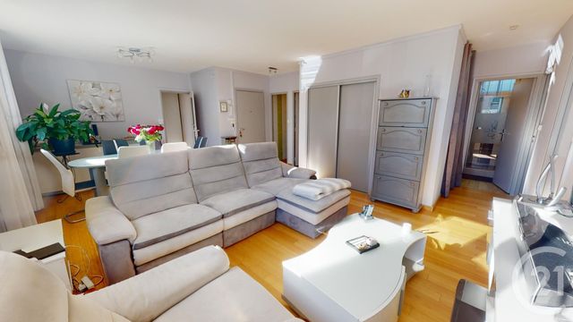 Appartement T4 à vendre - 4 pièces - 74.07 m2 - BESANCON - 25 - FRANCHE-COMTE - Century 21 Avenir Immobilier