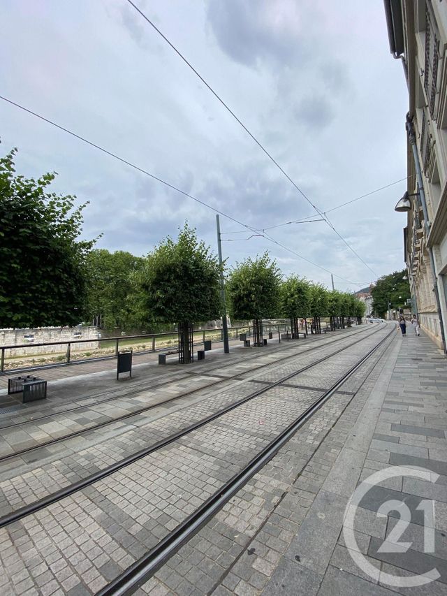 Appartement F5 à vendre - 5 pièces - 87.57 m2 - BESANCON - 25 - FRANCHE-COMTE - Century 21 Avenir Immobilier