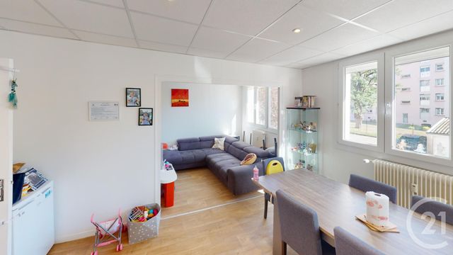 Appartement T4 à vendre - 3 pièces - 68.38 m2 - BESANCON - 25 - FRANCHE-COMTE - Century 21 Avenir Immobilier