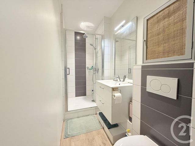 Appartement T4 à vendre - 4 pièces - 78.74 m2 - BESANCON - 25 - FRANCHE-COMTE - Century 21 Avenir Immobilier