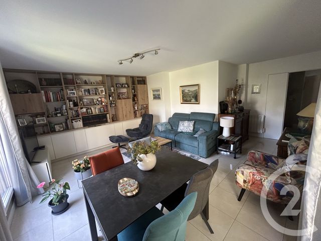 Appartement T5 à vendre - 6 pièces - 106.53 m2 - BESANCON - 25 - FRANCHE-COMTE - Century 21 Avenir Immobilier