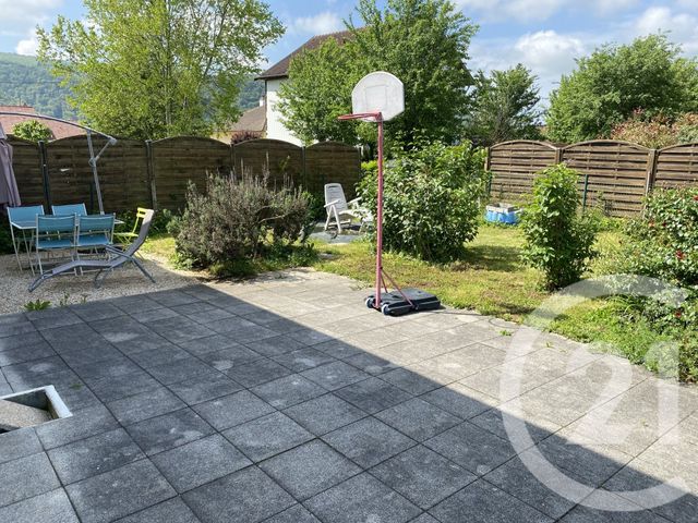 Appartement F5 à vendre - 5 pièces - 76.0 m2 - ROCHE LEZ BEAUPRE - 25 - FRANCHE-COMTE - Century 21 Avenir Immobilier
