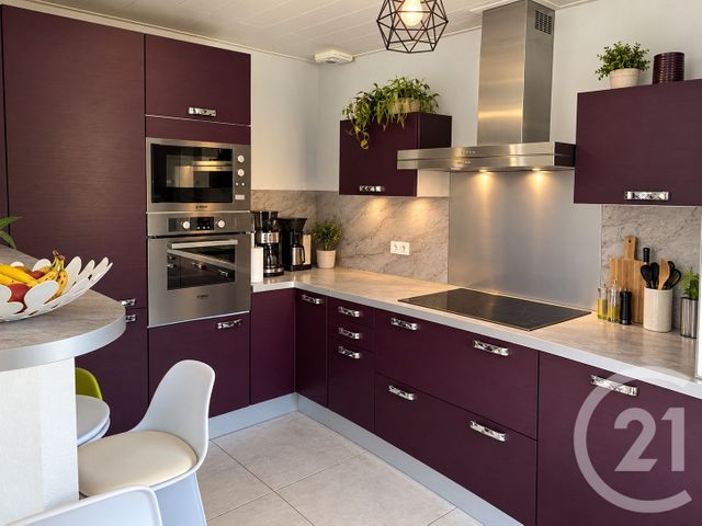 Appartement F5 à vendre - 5 pièces - 76.0 m2 - ROCHE LEZ BEAUPRE - 25 - FRANCHE-COMTE - Century 21 Avenir Immobilier