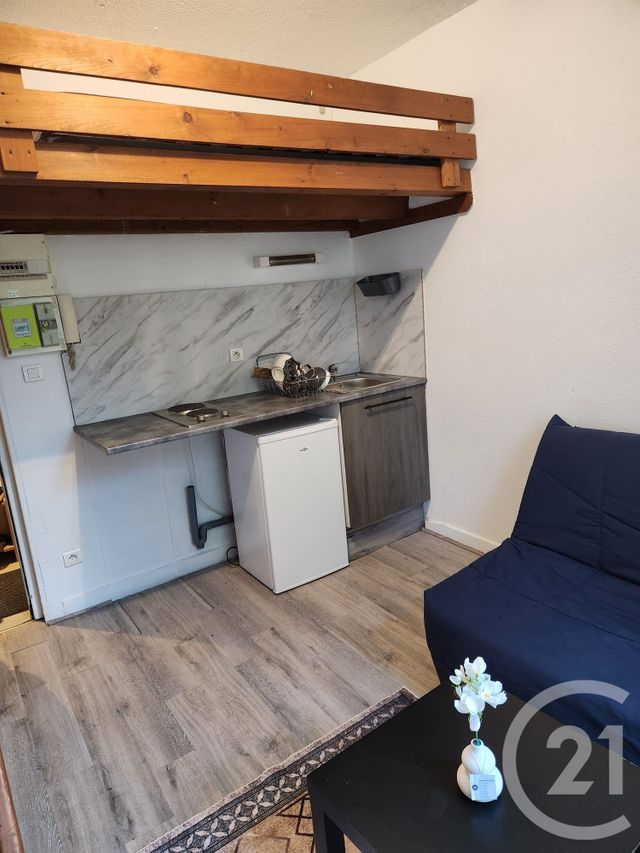 Appartement T1 à vendre - 5 pièces - 52.56 m2 - BEURE - 25 - FRANCHE-COMTE - Century 21 Avenir Immobilier