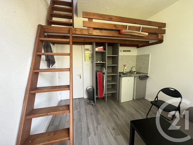 Appartement T1 à vendre - 5 pièces - 52.56 m2 - BEURE - 25 - FRANCHE-COMTE - Century 21 Avenir Immobilier
