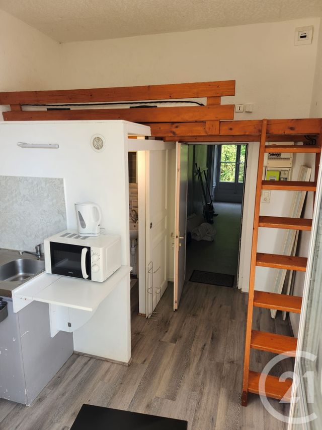 Appartement T1 à vendre - 5 pièces - 52.56 m2 - BEURE - 25 - FRANCHE-COMTE - Century 21 Avenir Immobilier