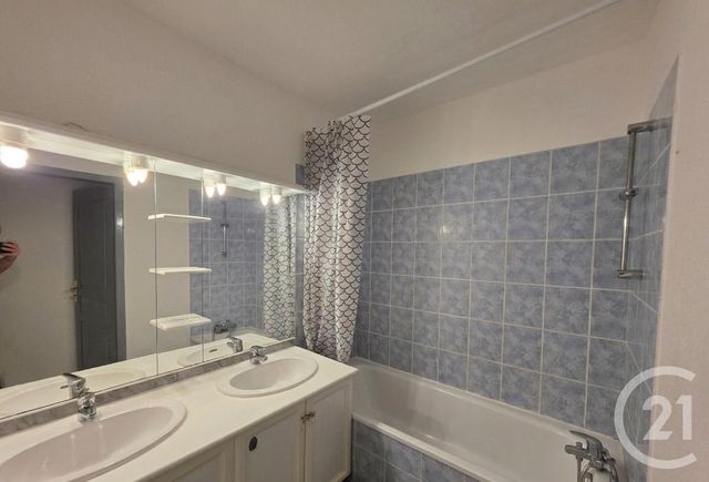 Appartement F3 à vendre - 3 pièces - 59.0 m2 - BESANCON - 25 - FRANCHE-COMTE - Century 21 Avenir Immobilier