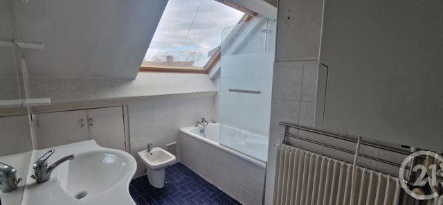 Afficher la photo en grand Appartement F5 à vendre - 8 pièces - 130.0 m2 - BESANCON - 25 - FRANCHE-COMTE - Century 21 Avenir Immobilier