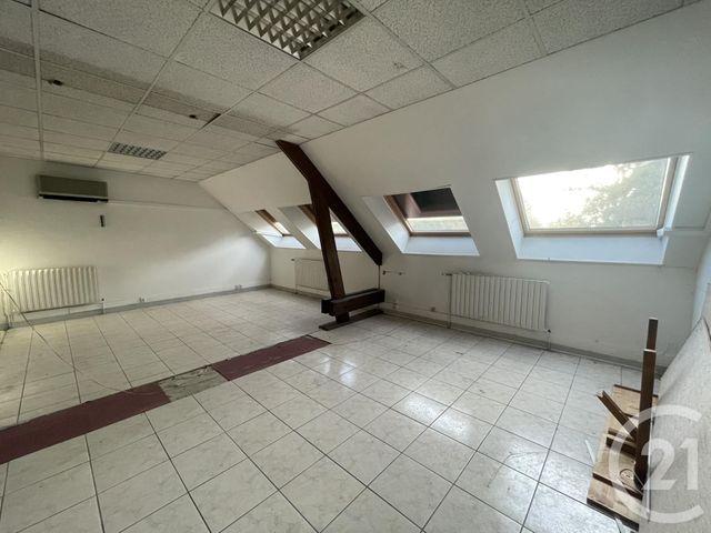 Appartement F2 à vendre - 4 pièces - 94.0 m2 - BESANCON - 25 - FRANCHE-COMTE - Century 21 Avenir Immobilier