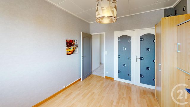 Afficher la photo en grand Appartement F5 à vendre - 5 pièces - 95.0 m2 - BESANCON - 25 - FRANCHE-COMTE - Century 21 Avenir Immobilier