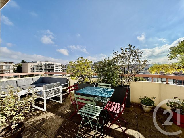 Appartement F6 à vendre - 6 pièces - 134.0 m2 - BESANCON - 25 - FRANCHE-COMTE - Century 21 Avenir Immobilier