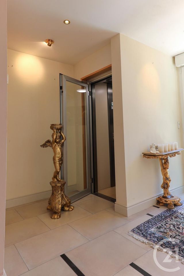 Appartement Triplex à vendre - 5 pièces - 199.0 m2 - BESANCON - 25 - FRANCHE-COMTE - Century 21 Avenir Immobilier