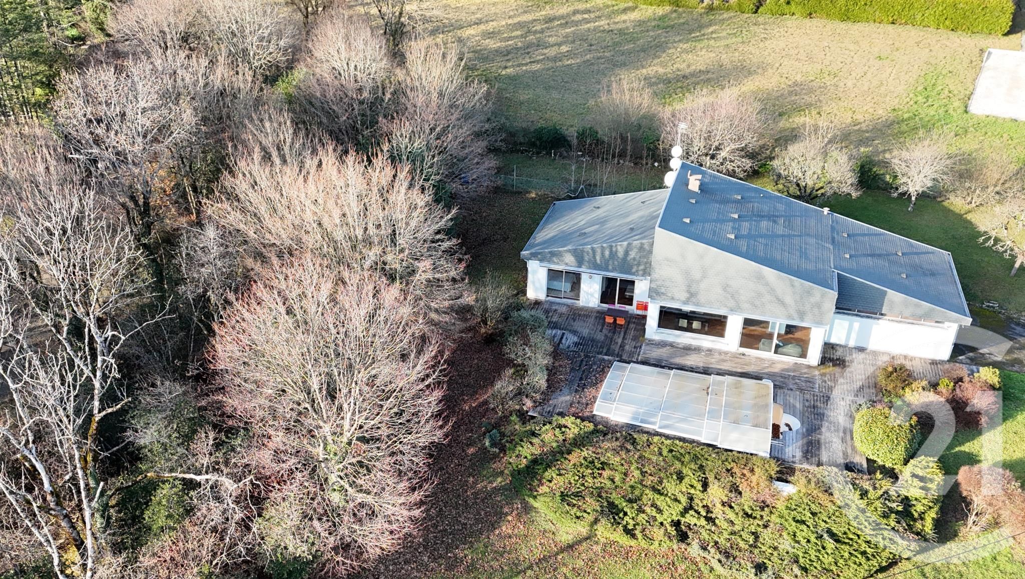 maison à vendre - 5 pièces - 163.0 m2 - MONTFAUCON - 25 - FRANCHE-COMTE - Century 21 Avenir Immobilier — 6