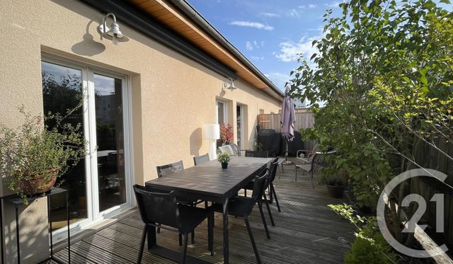 Appartement Atelier d'artiste à vendre - 5 pièces - 150.0 m2 - BESANCON - 25 - FRANCHE-COMTE - Century 21 Avenir Immobilier