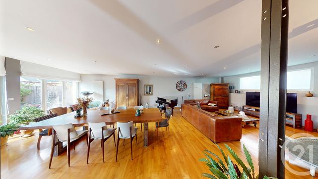 Appartement Atelier d'artiste à vendre - 5 pièces - 150.0 m2 - BESANCON - 25 - FRANCHE-COMTE - Century 21 Avenir Immobilier