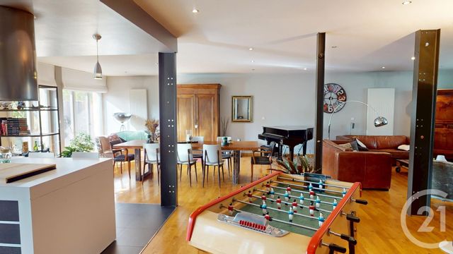 Appartement Atelier d'artiste à vendre - 5 pièces - 150.0 m2 - BESANCON - 25 - FRANCHE-COMTE - Century 21 Avenir Immobilier