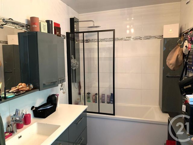 maison à vendre - 8 pièces - 202.83 m2 - MONTFERRAND LE CHATEAU - 25 - FRANCHE-COMTE - Century 21 Avenir Immobilier