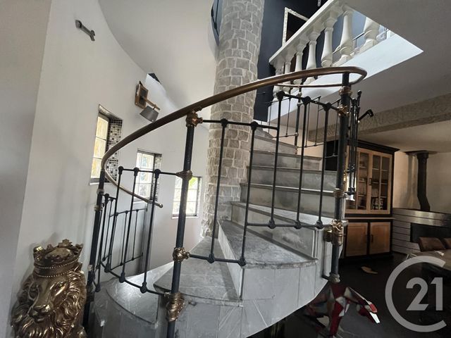 maison à vendre - 8 pièces - 202.83 m2 - MONTFERRAND LE CHATEAU - 25 - FRANCHE-COMTE - Century 21 Avenir Immobilier