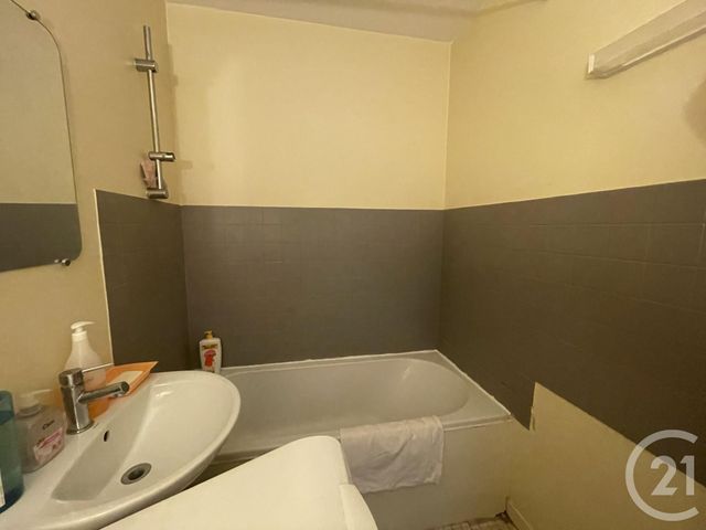 Appartement F2 à vendre - 2 pièces - 31.0 m2 - BESANCON - 25 - FRANCHE-COMTE - Century 21 Avenir Immobilier