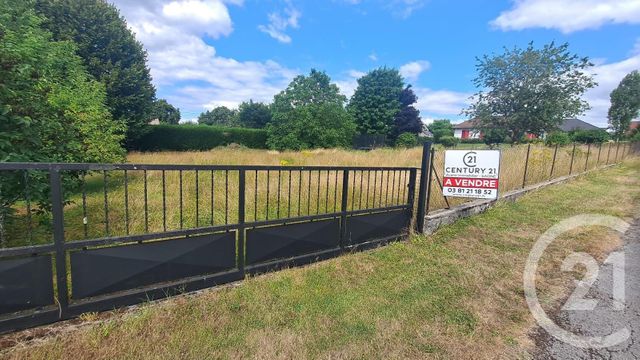Afficher la photo en grand terrain à vendre - 1000.0 m2 - SAONE - 25 - FRANCHE-COMTE - Century 21 Avenir Immobilier