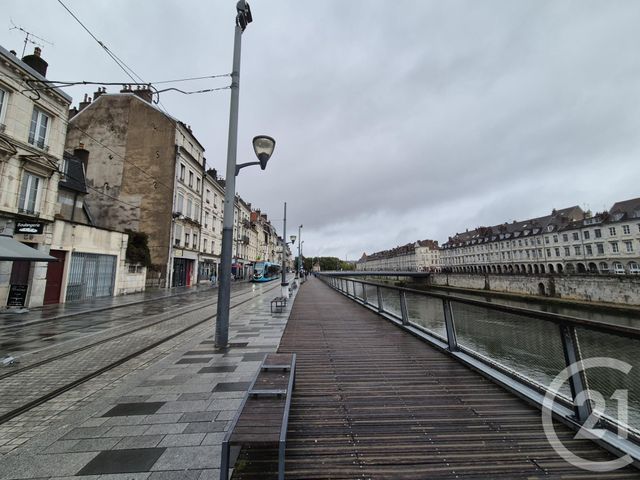 Appartement F2 à vendre - 2 pièces - 32.5 m2 - BESANCON - 25 - FRANCHE-COMTE - Century 21 Avenir Immobilier