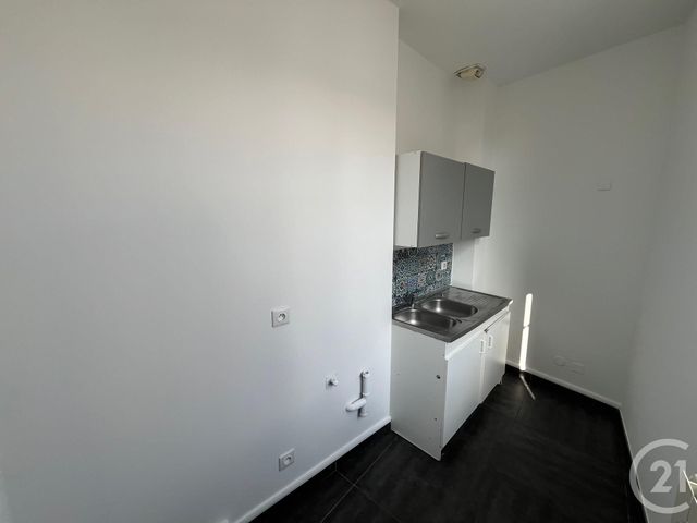 Appartement T5 à louer - 5 pièces - 75.0 m2 - BESANCON - 25 - FRANCHE-COMTE - Century 21 Avenir Immobilier