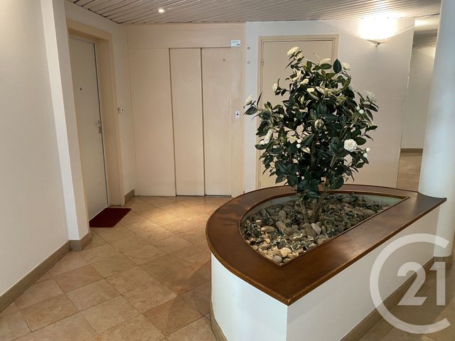 Appartement T5 à vendre - 5 pièces - 93.82 m2 - BESANCON - 25 - FRANCHE-COMTE - Century 21 Avenir Immobilier