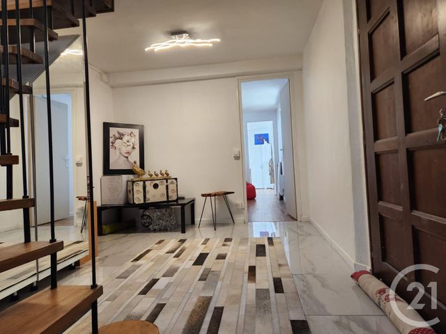 maison à louer - 5 pièces - 162.0 m2 - BESANCON - 25 - FRANCHE-COMTE - Century 21 Avenir Immobilier